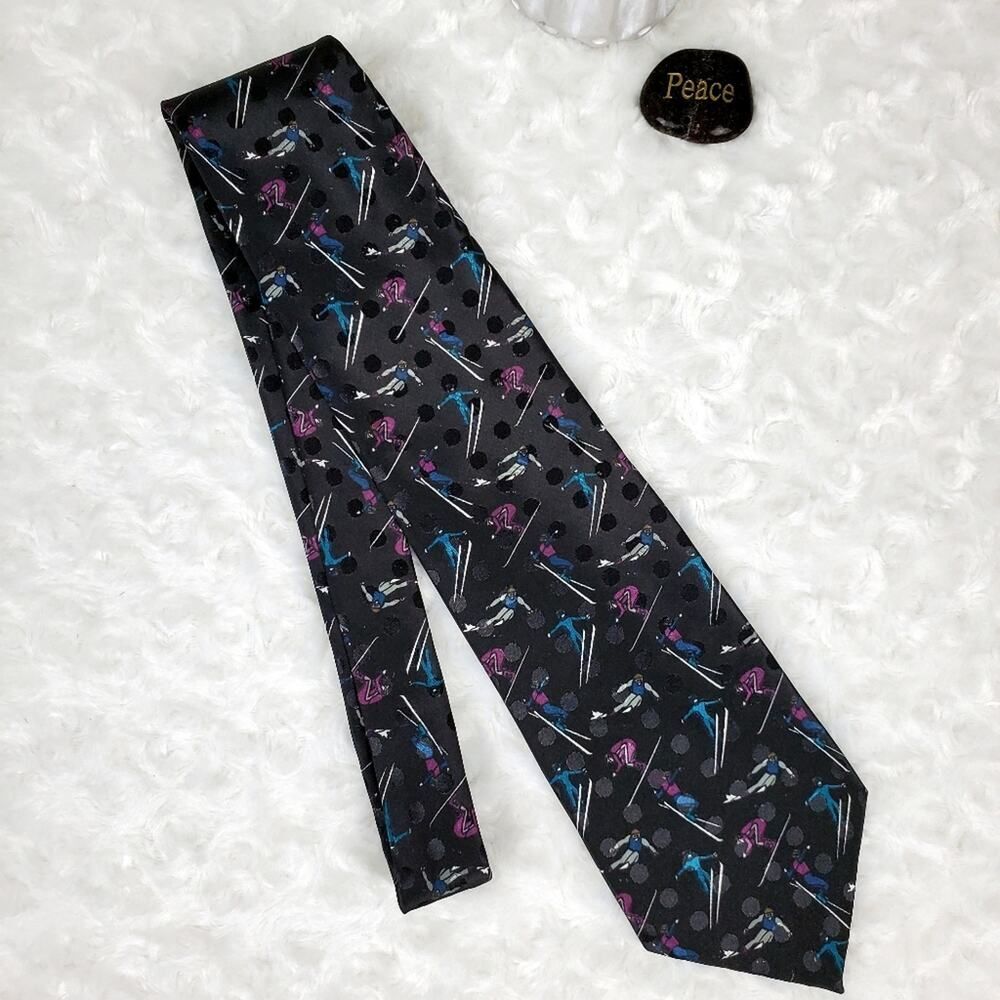 The Good Life by Russ Ski Print Tie Black